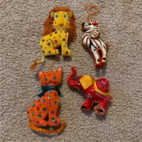 Vibrant Animal Ornament Set - Picture 3 of 3